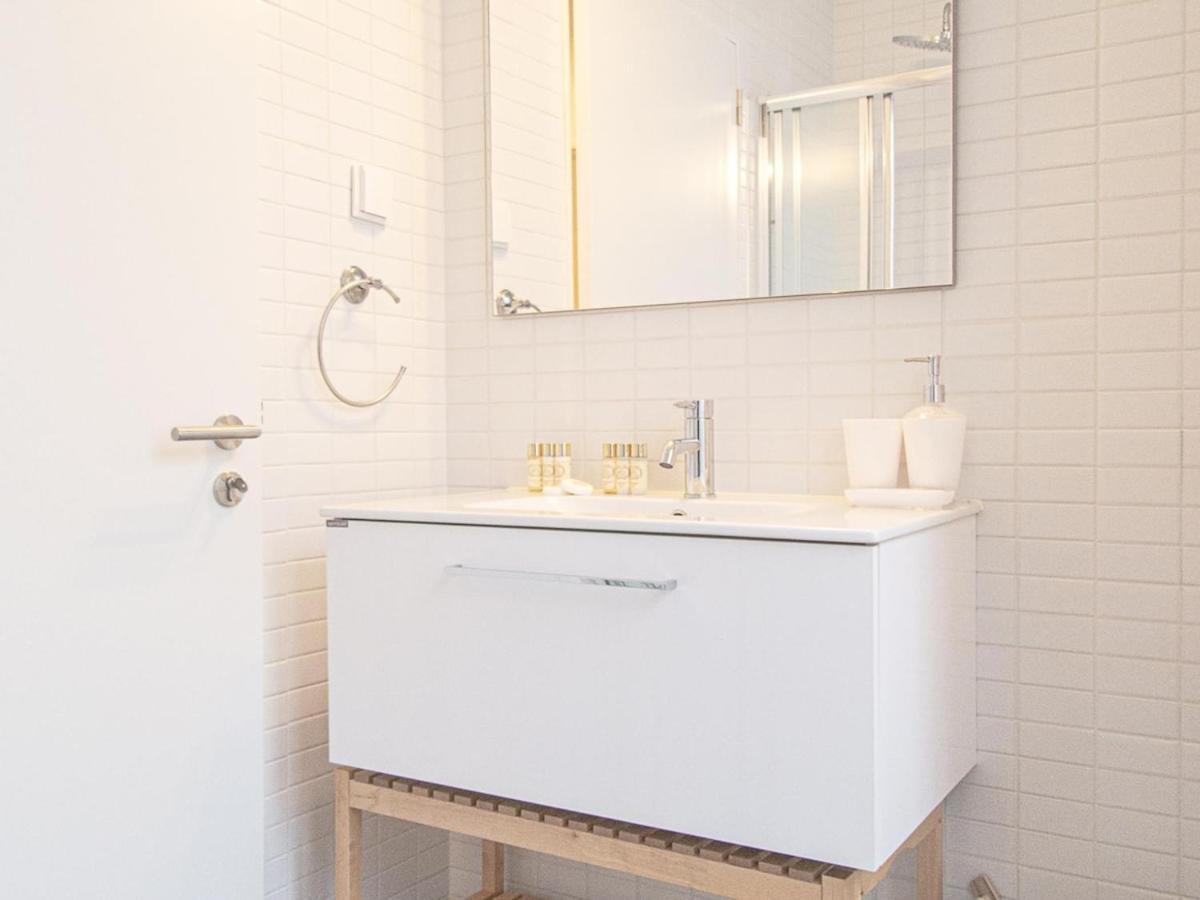 Bairro Alto Charming Bright With Ac Elevator Apartment